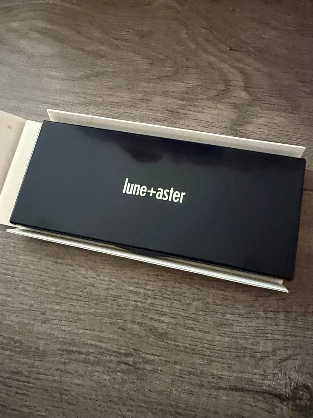 Black Eyeshadow Palette — Rich, Blendable Pigments
